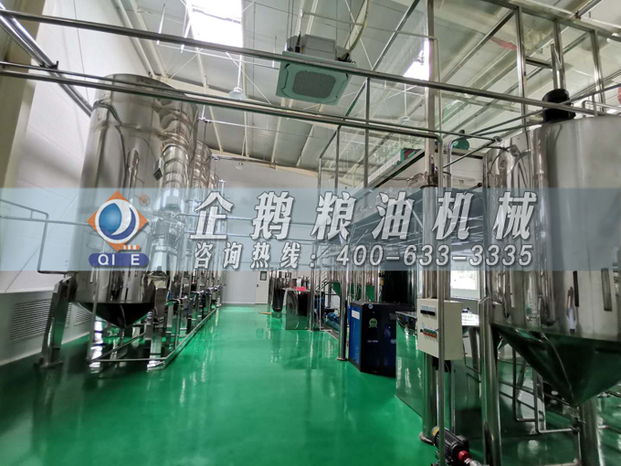 企鵝牌茶籽油雙螺桿榨油機(jī)，用心制造獲得客戶認(rèn)可(圖5)